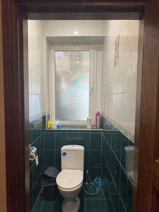 Житловий будинок поруч з річкою Південний Буг