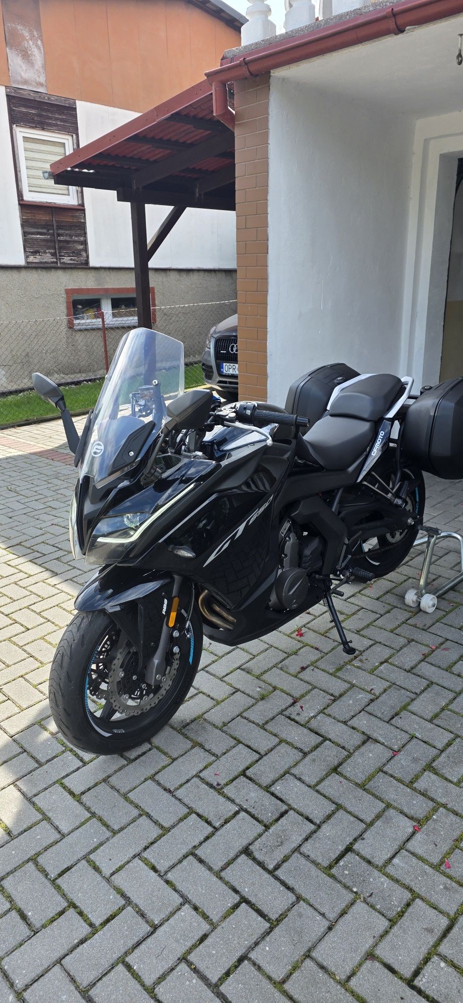 Sprzedam motocykl CF MOTO GT650