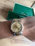 Rolex Datejust 41mm
Sprzedam zegarek Rolex Datejust 41 mm. Zegare
