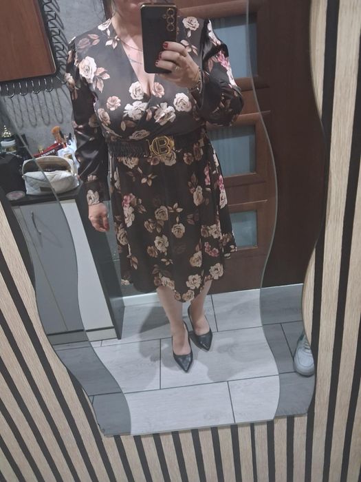 Piękna sukienka r.46/48