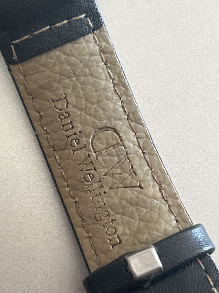 Daniel Wellington relógio clássico