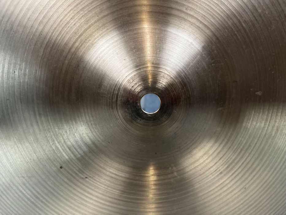 Zildjian Avedis Thin Crash 16” - Talerz do perkusji 90s 1040g USA