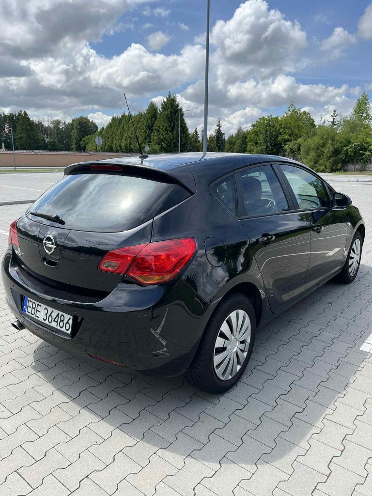 Opel Astra  1.4 turbo