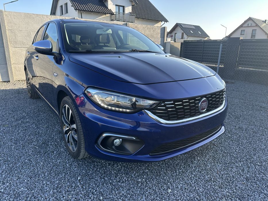 Fiat Tipo 1.4i Mirror 2019r 114000km przebiegu.
