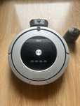 iRobot Roomba 886 – robot sprzątający + stacja + wirtualna ściana