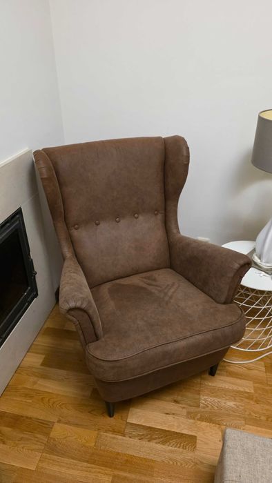 Poltrona IKEA Strandmon — Conforto e estilo clássico!