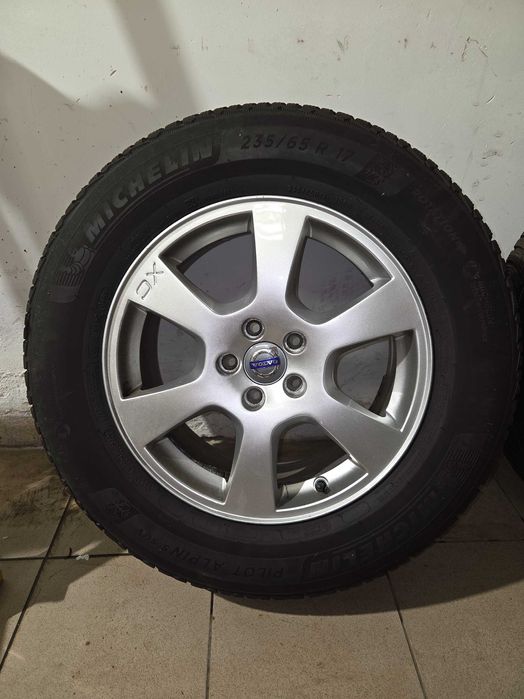 Opony Zimowe Michelin Alpine5 235/65/17 +Felgi Volvo XC60 17"