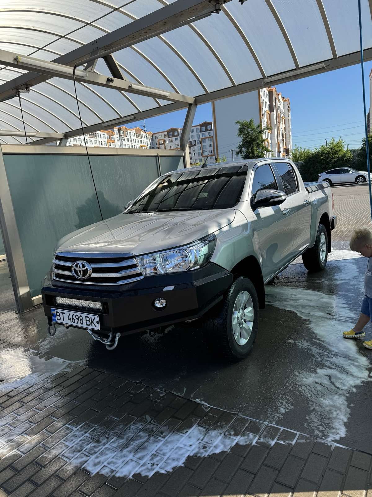 Продам тойоту хайлюкс