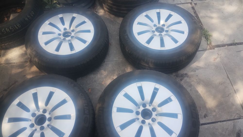 5x112 16 cali 7j et 32 Mercedes opony 205.65.16 michelin