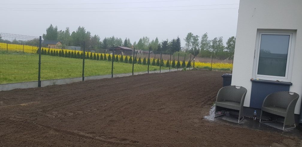 Usługi glebogryzarka separacyjna zakładanie trawników Koszenie