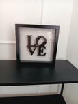 Quadro LOVE pousar ou pendurar