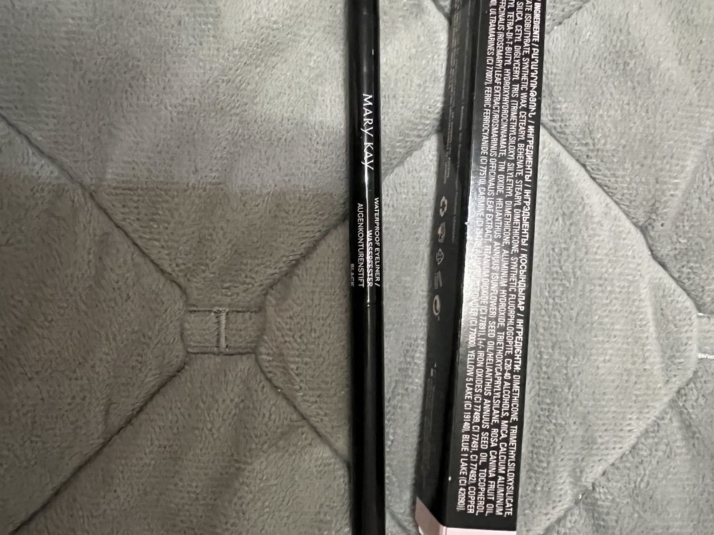 Олівець для очей Mary Kay