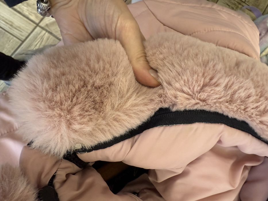 Зимова куртка жіноча, пуховик