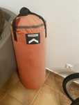 Saco de boxe vermelho