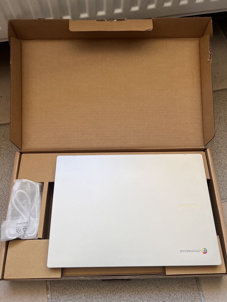 Nowy chromebook Go 345xda-ka1 n4500 4/64 14,1