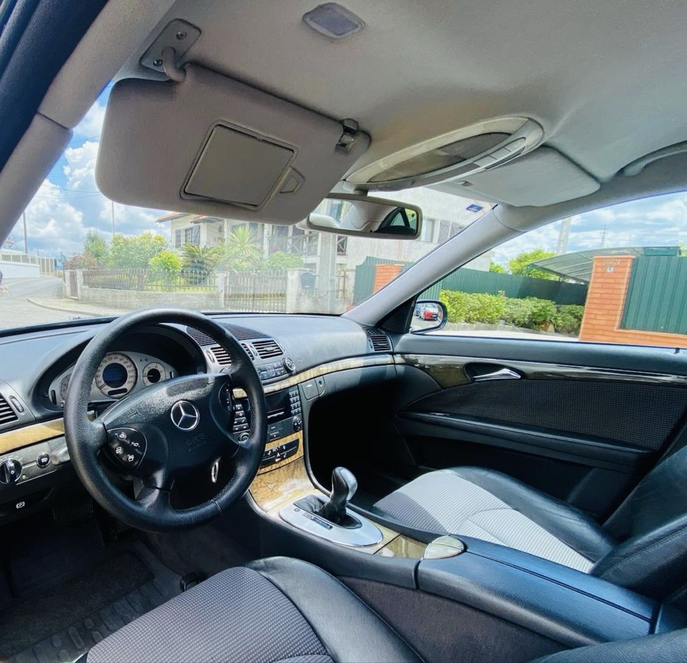 Mercedes E220 em excelente estado