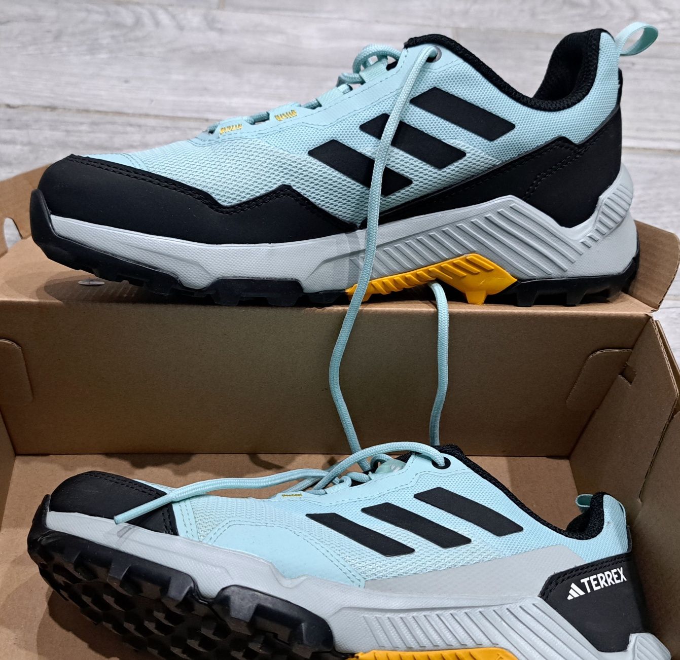 Buty adidas terrex eastril 39 1/3 miętowe trekkingowe turystyczne now