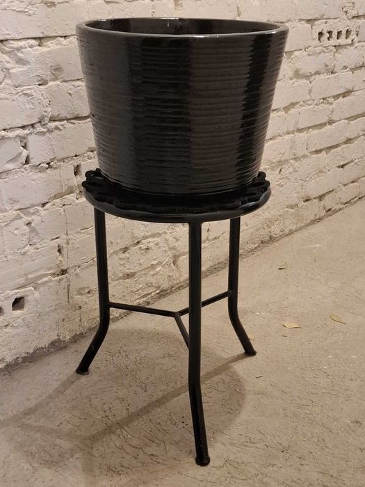 Zabytkowy taboret szpitalny 100% metalowy malowany proszkowo Czarny