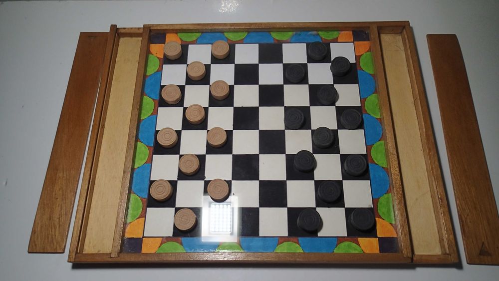 Tabuleiros antigos do Jogo de Damas