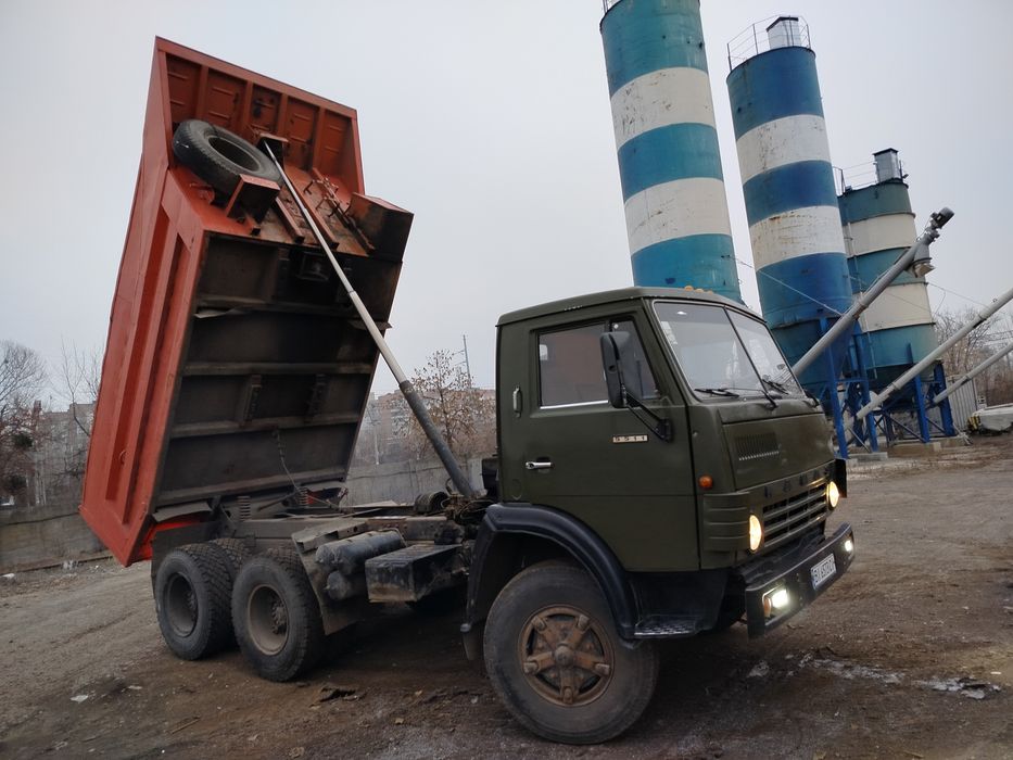 Послуги екскаватора JCB 3cx та КАМАЗа самоскида