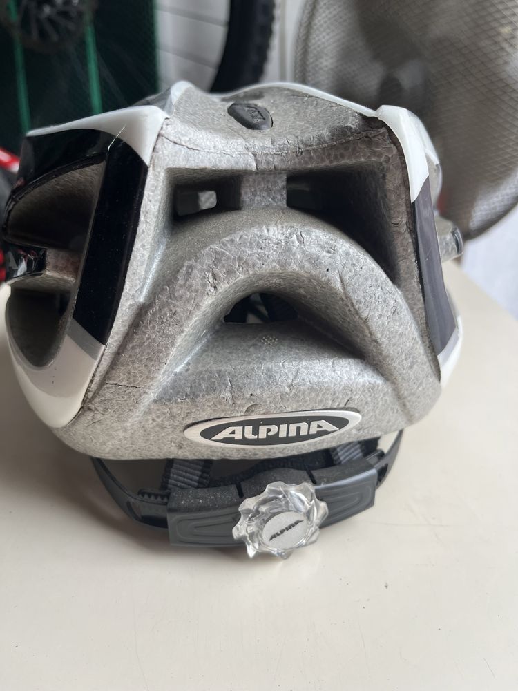 Kask rowerowy Alpina