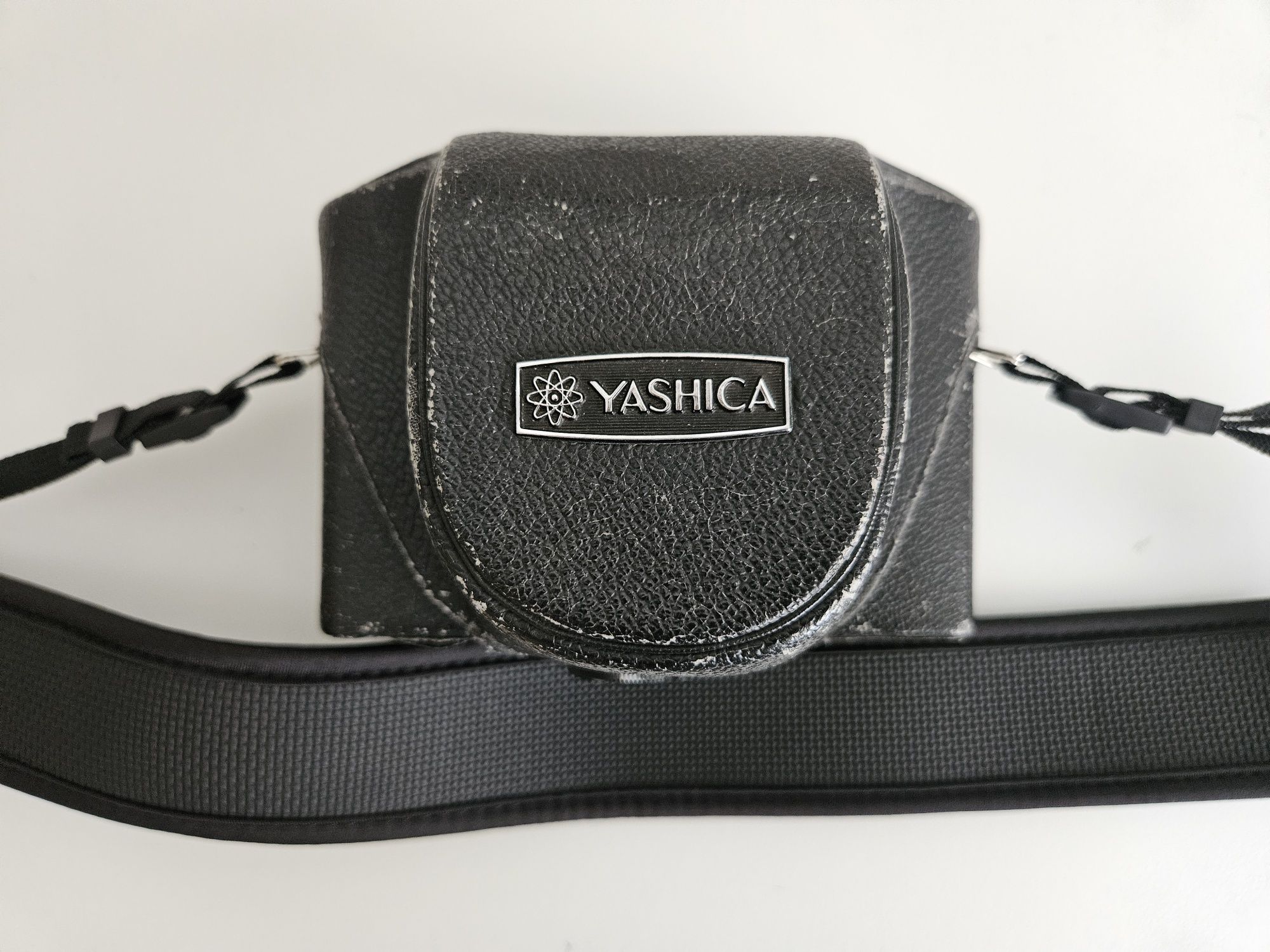 Yashica Electro 35 GSN - restaurada e em ótimo estado