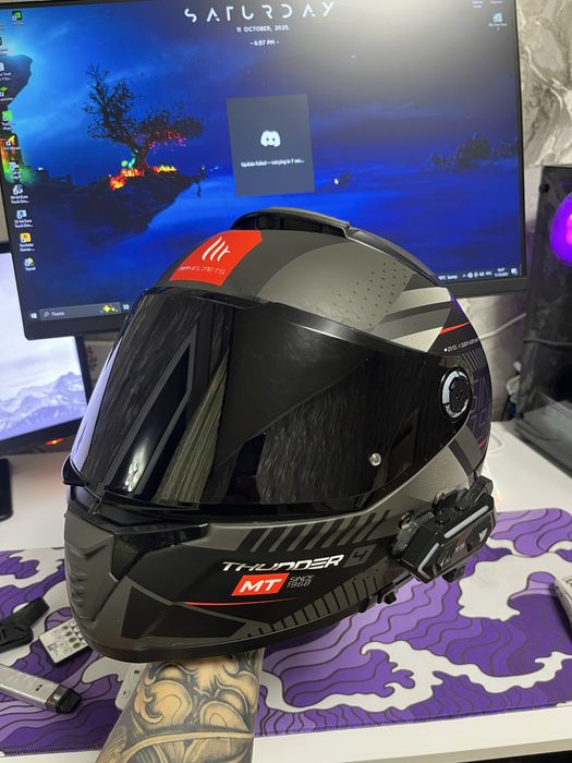 Продам шлем MT thunder 4