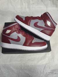 Jordan 1 Mid Cheerywood Red 40