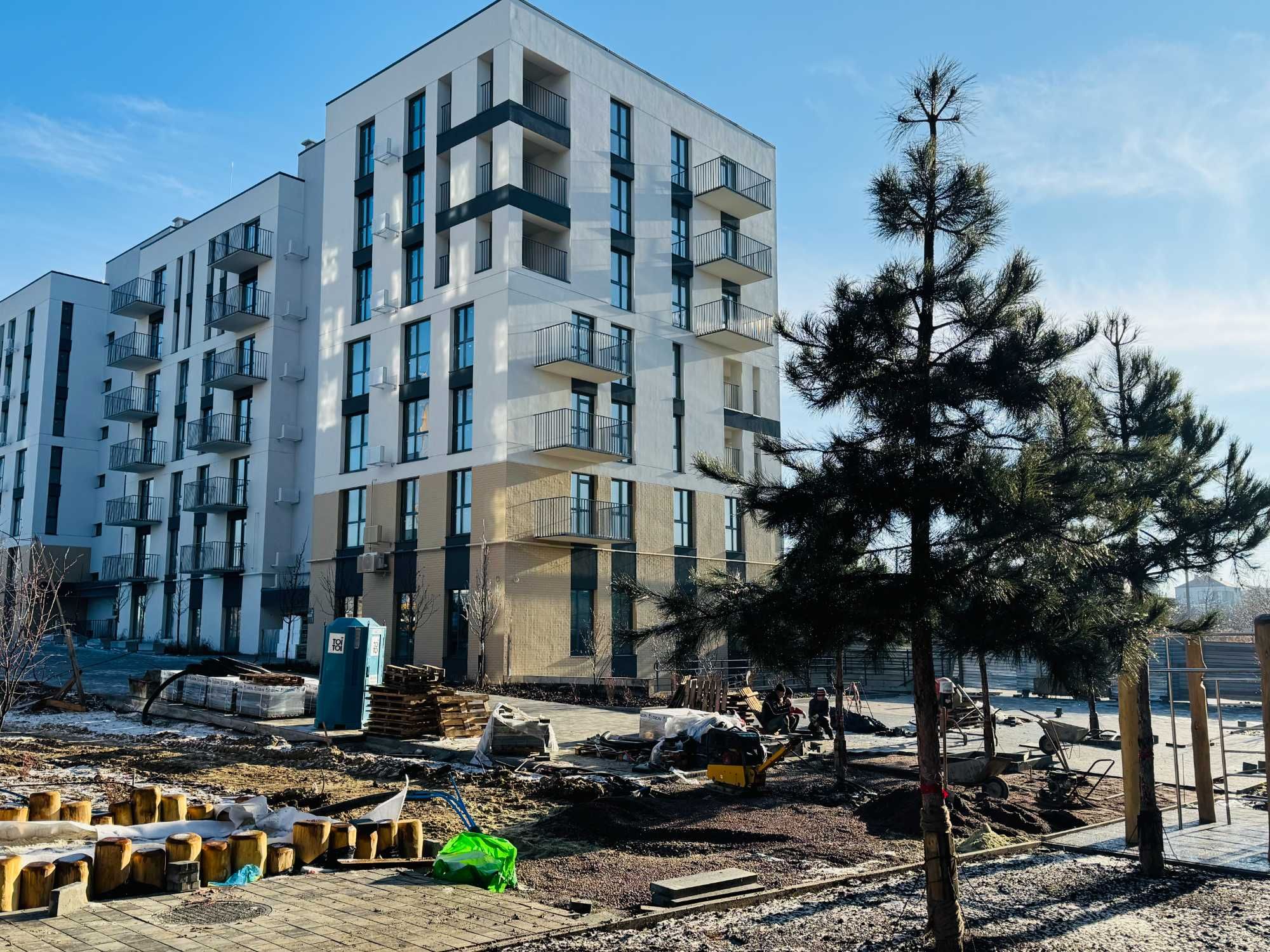 Продаж 1-кім. квартири 49 кв.м.(Єоселя) м.Пустомити (9 км. від Львова)