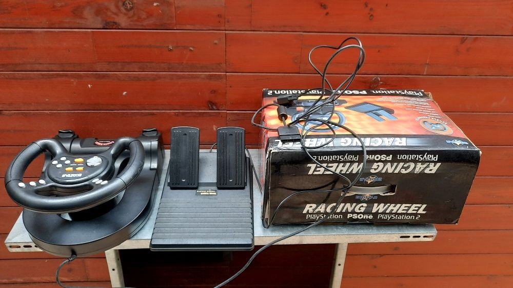 Racing Wheel with Pedals for PlayStation 2 "Ecostar" (Lightly Used)64729897582339124