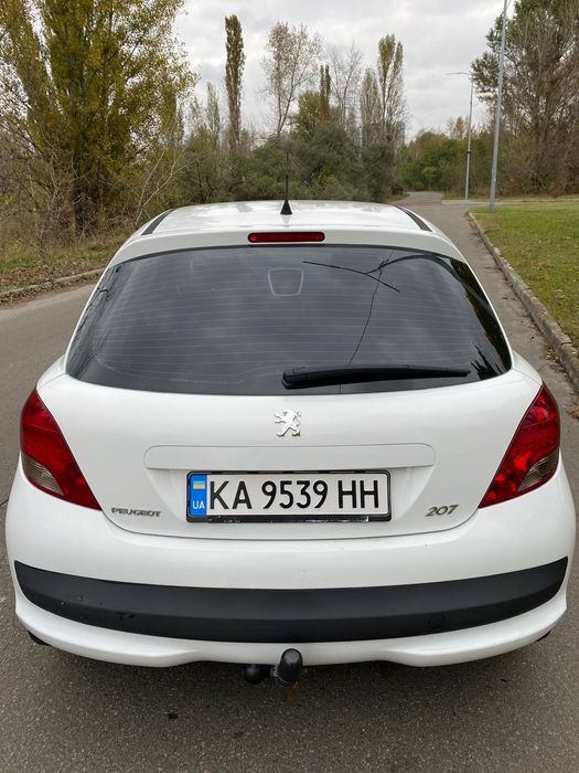 Продам авто Peugeot 207