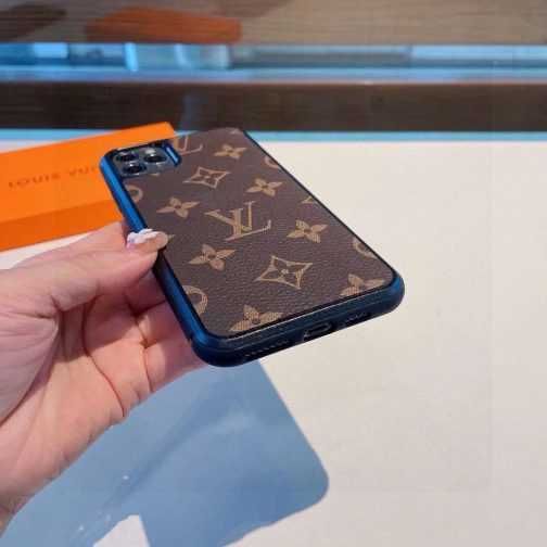 Etui na telefon  Louis Vuitton 807028