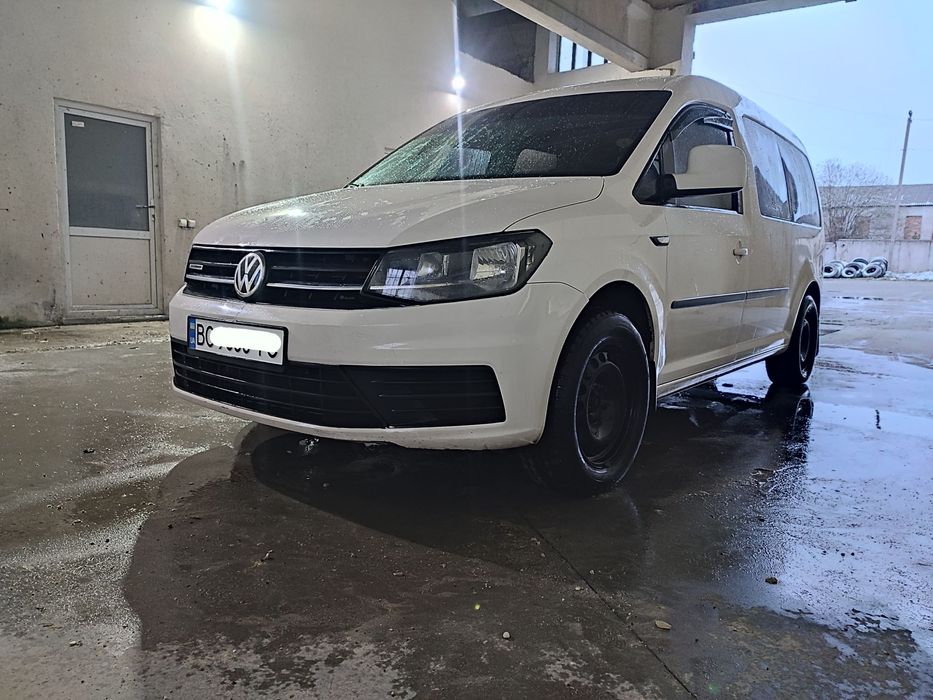 Volkswagen Caddy 2016 5-містний