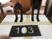 Numero de porta com suporte
