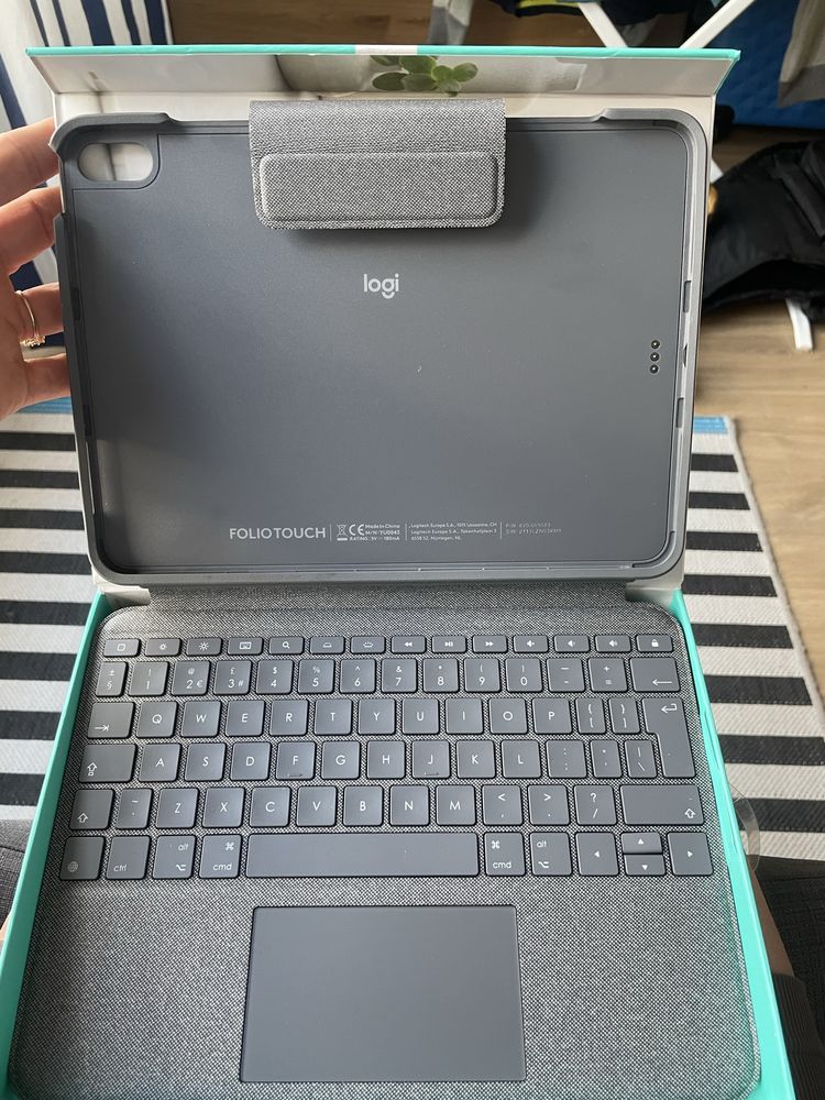 Logitech Folio Touch dla iPad Air 4 generacji