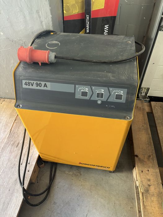 Prostownik Ładowarka wózka elektrycznego Jungheinrich SLT100 48V 90A