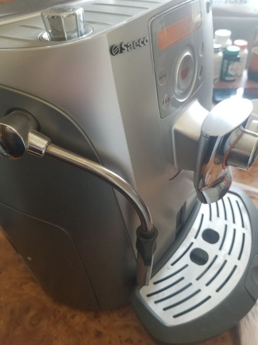 Продам кофемашину SAECO TALEA RING PLUS обслужена.