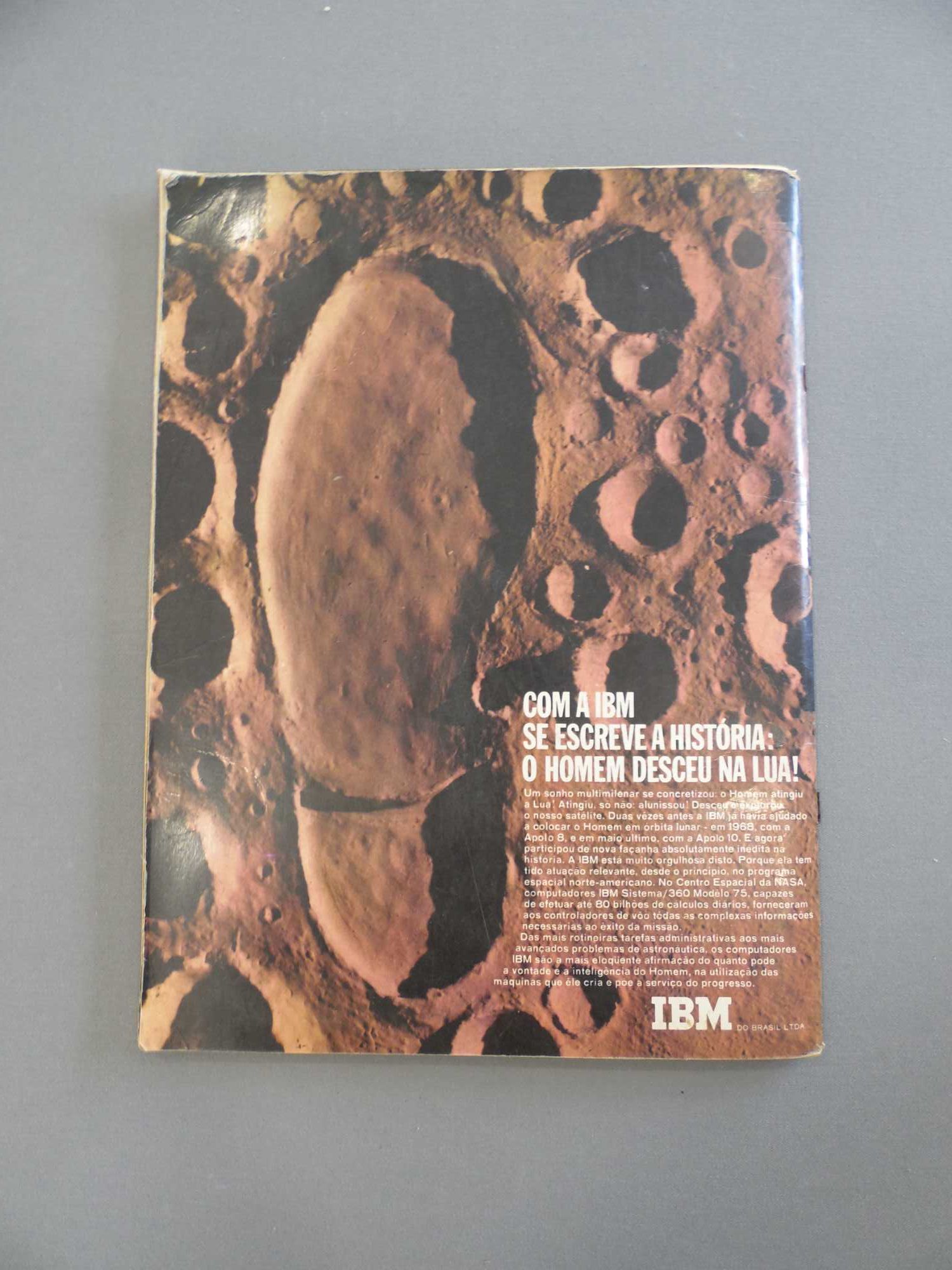Revista Fatos e Fotos - O Homem na Lua