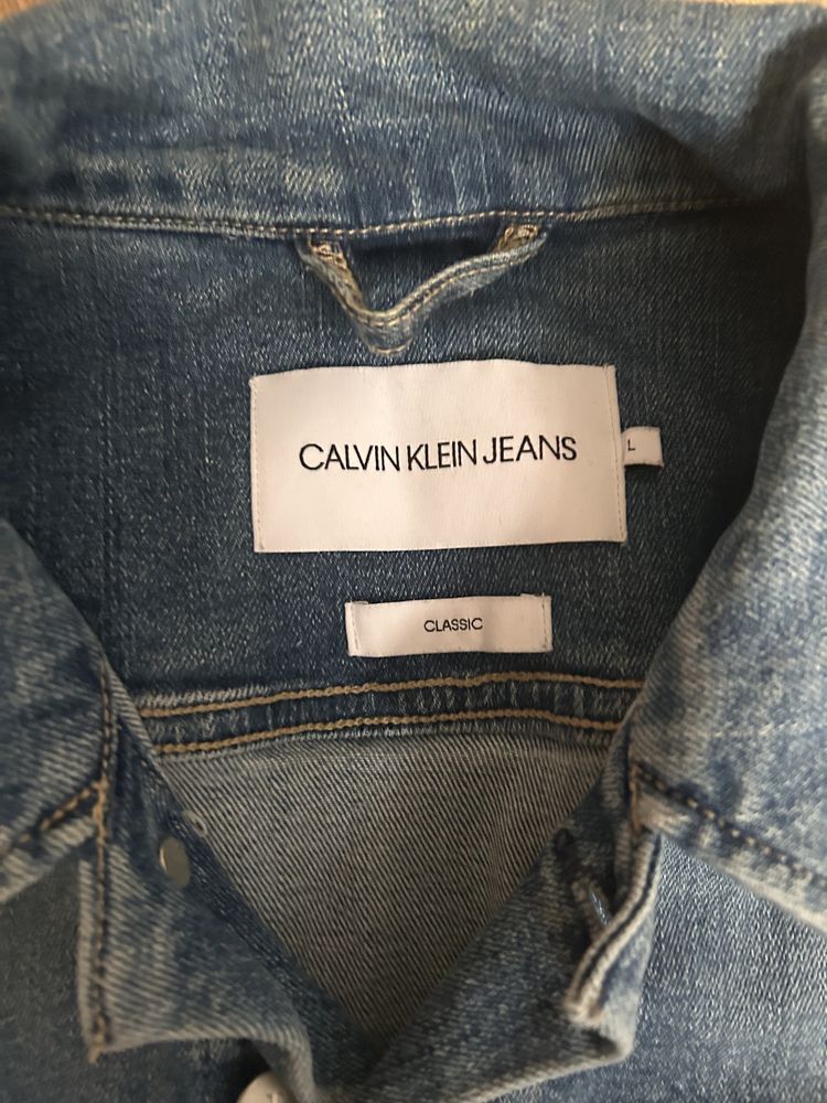 Жіноча джинсова куртка Calvin Klein