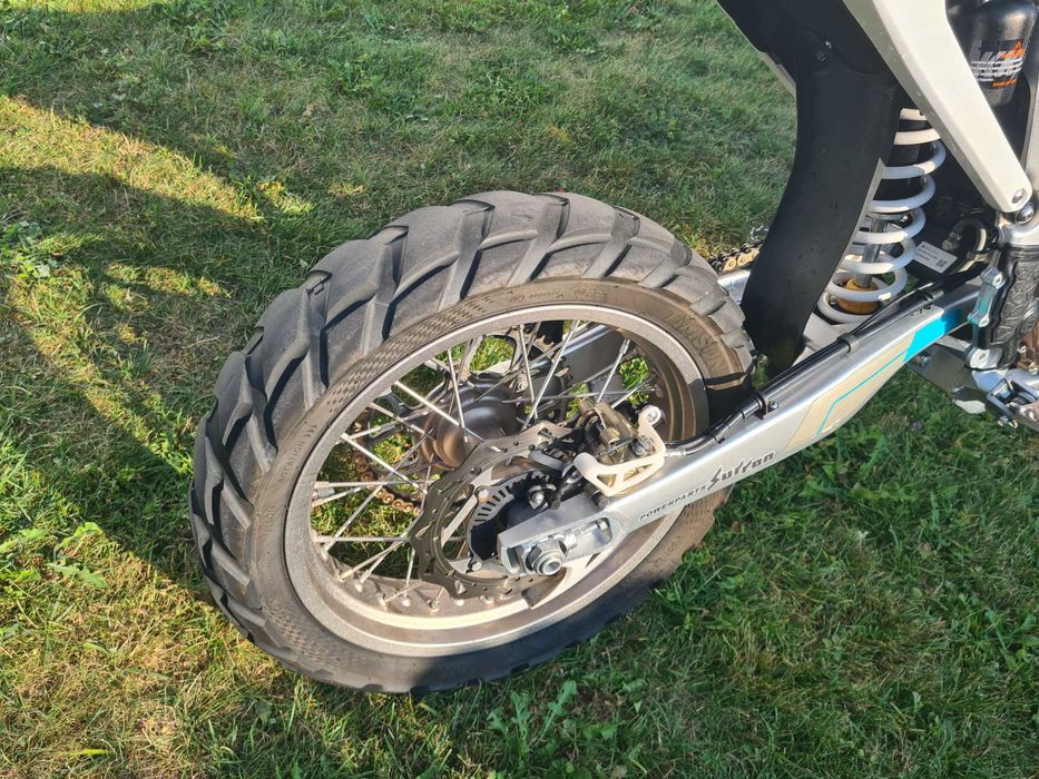 Surron Storm Bee elektryk