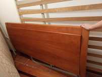 Cama em cerejeira