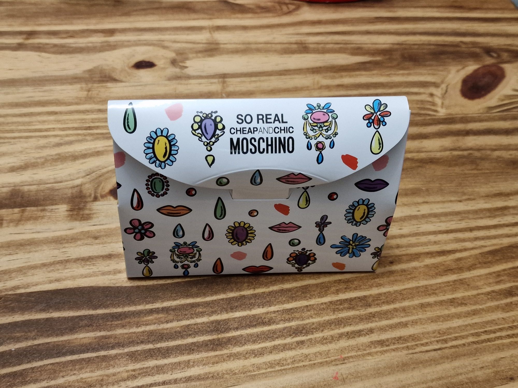 Nowy zestaw miniaturek Moschino Cheap And Chic So Real OKAZJA