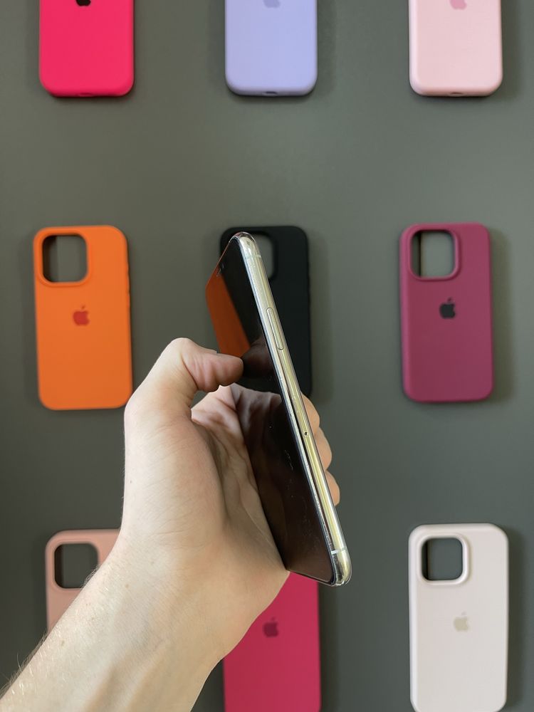 iPhone 11 Pro 256gb Silver Neverlock + Гарантія від Магазину