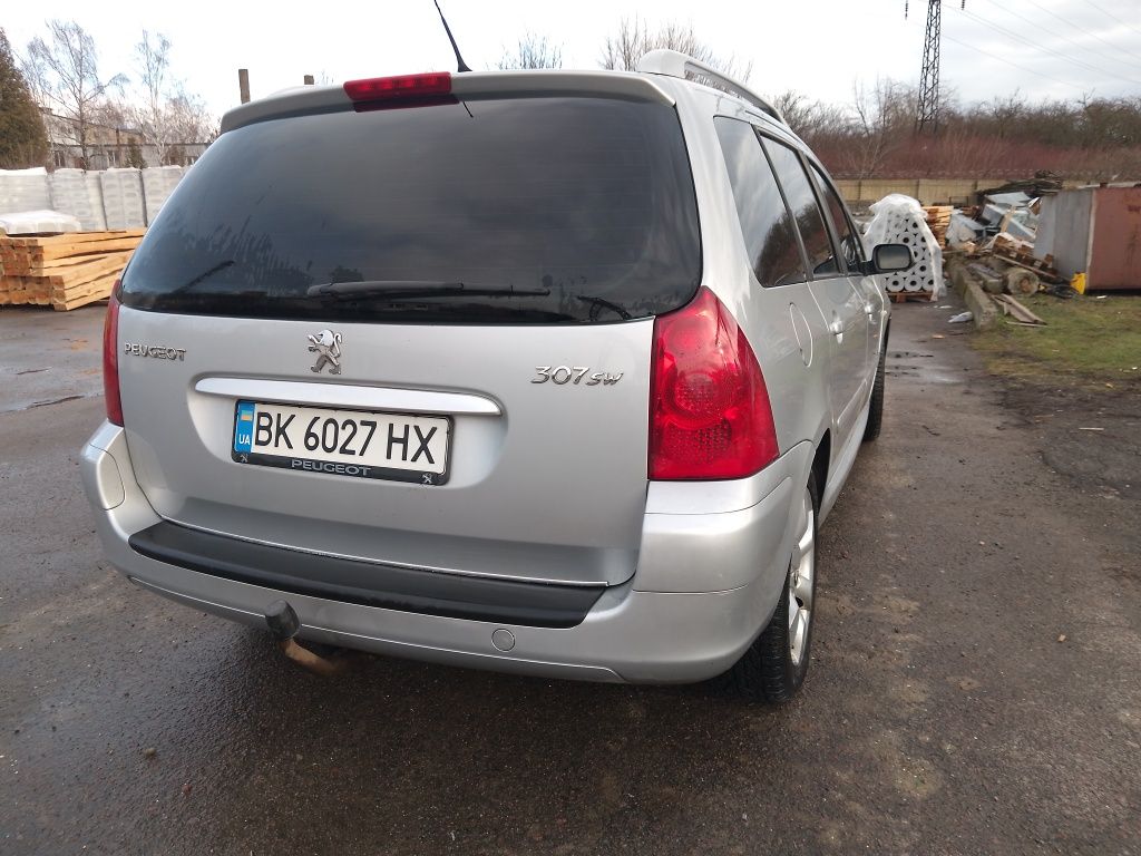 Продам Пежо Peugeot SW 307 2008 рік 7місна 1.6 дизель