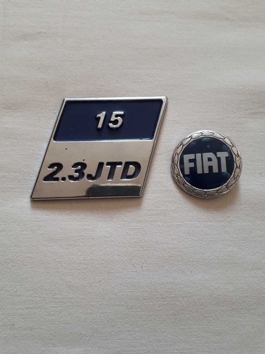 Эмблема  значок  шильдик  надпись  логотип  FIAT  Оригинал