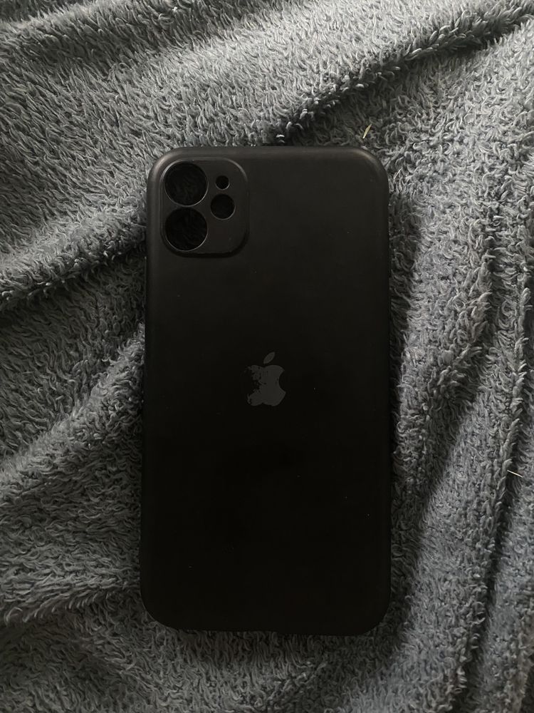 Чехол на Iphone 11