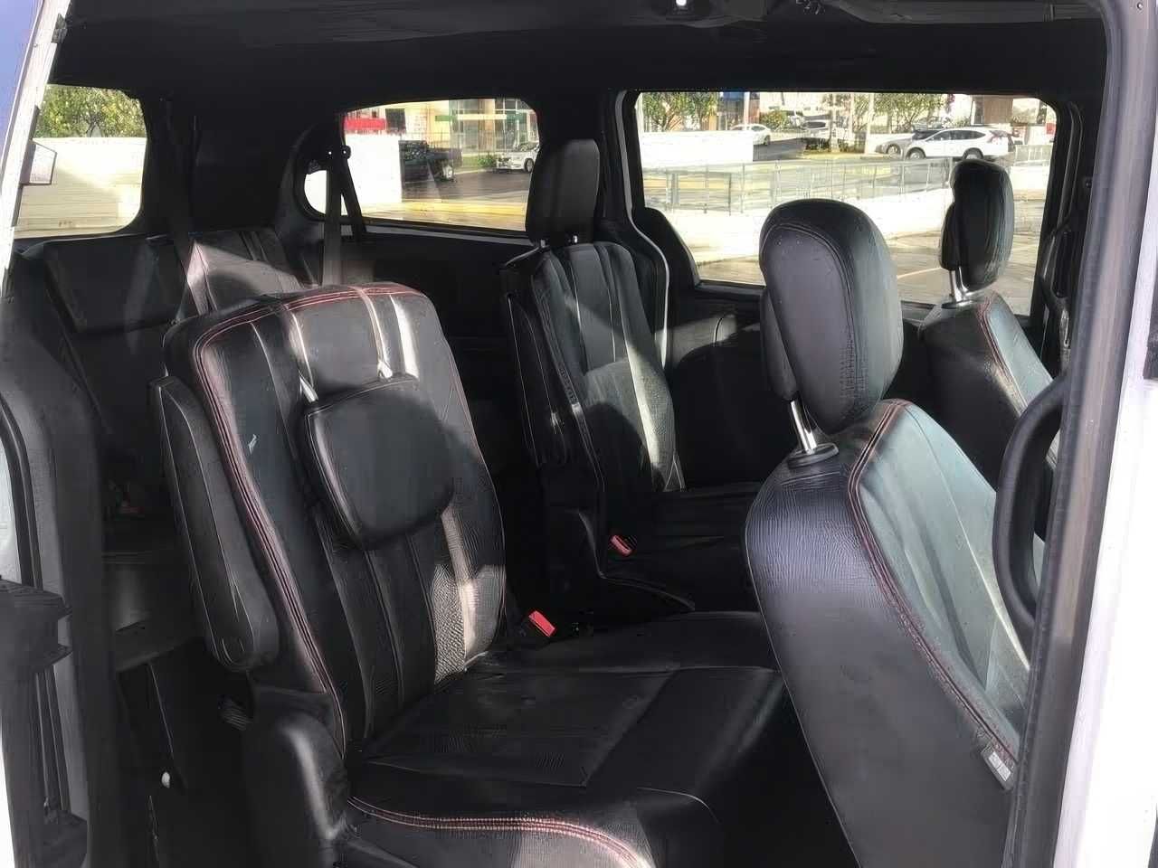 2016 Dodge Grand Caravan RT