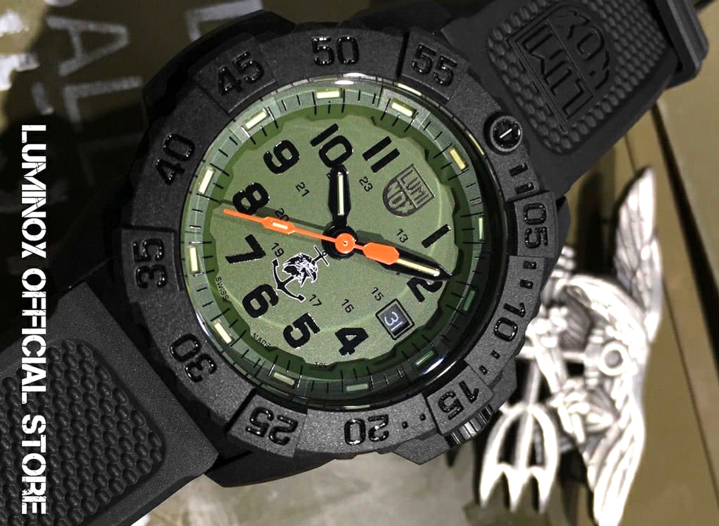 Годинник LUMINOX XS.3517.NQ.SET Navy Seal 3600 Tritium 45 mm 200 MT.