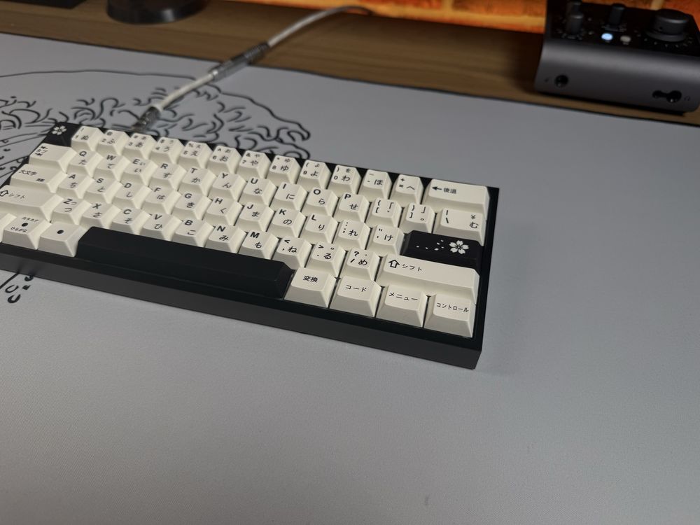 Sprzedam Custom magnetyczną klawiaturę niestandardową Wooting 60HE
