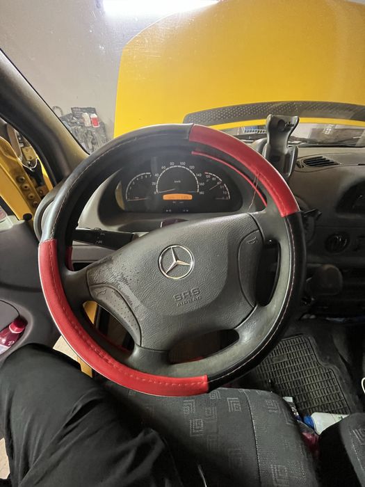 Мерседес спрінтер